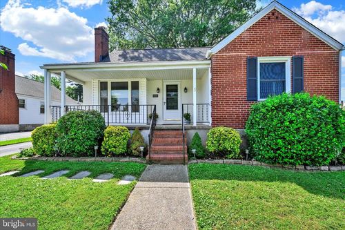 9106 Yvonne Ave, Nottingham, MD, 21236-1712 | Card Image