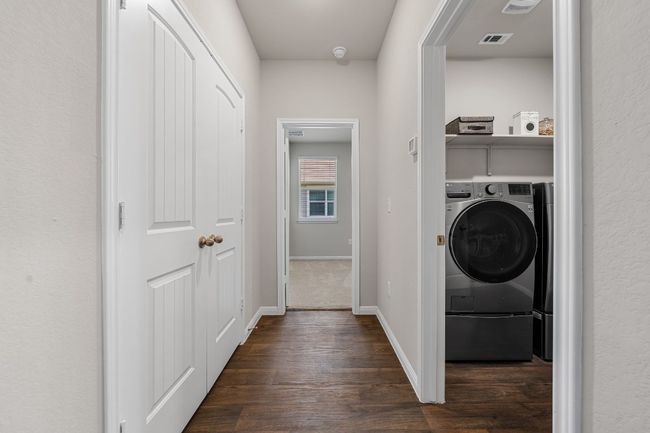 208 Bunting Ln, House other with 4 bedrooms, 2 bathrooms and 4 parking in Bertram TX | Image 23