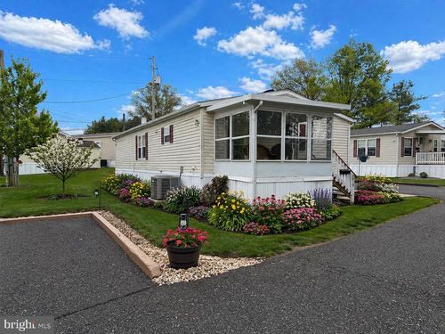 3013 Walnut Ln, TELFORD, PA, 18969-1029 | Card Image