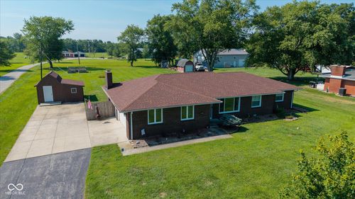 6581 W 800 N, Fairland, IN, 46126-9596 | Card Image