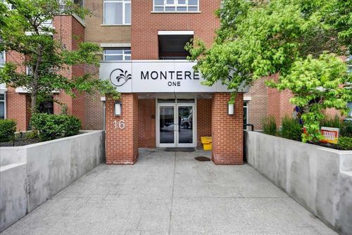 107-16 Varsity Estates Cir Nw, Calgary, AB, T3A2C5 | Card Image