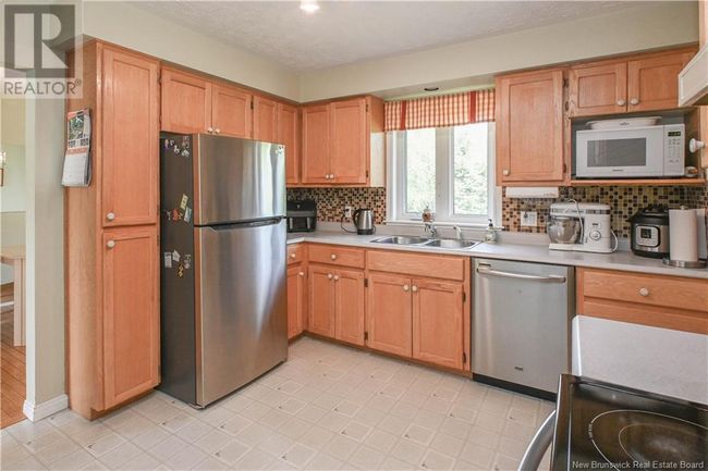 459 Rue Pointe à Bouleau, House other with 3 bedrooms, 2 bathrooms and null parking in Tracadie-Sheila NB | Image 18