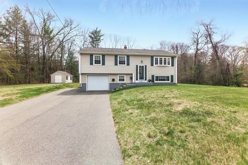 58 Oak Knoll Dr, Hampden, MA, 01036-9741 | Card Image