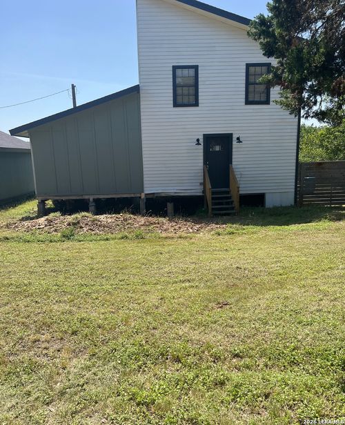 1761 Quail Hill Dr, Spring Branch, TX, 78070-3322 | Card Image