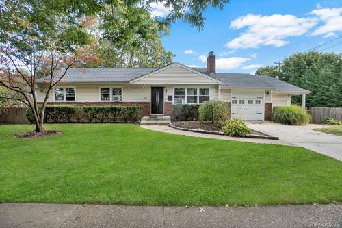 57 1st St, Hicksville, NY, 11801-4907 | Card Image