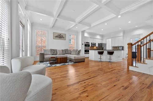 16-2492 Crescent Park Ct, Atlanta, GA, 30339-6025 | Card Image