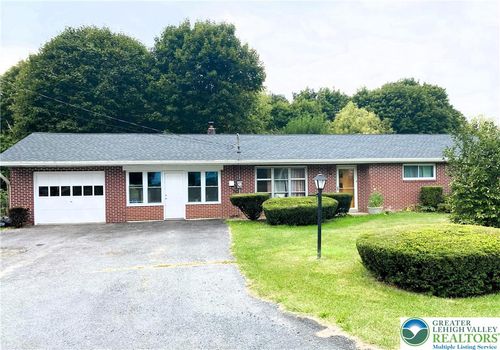 4405 Lehigh Dr, Walnutport, PA, 18088-9513 | Card Image