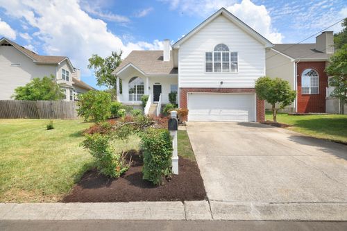 3127 Creekview Ln, Goodlettsville, TN, 37072-8968 | Card Image