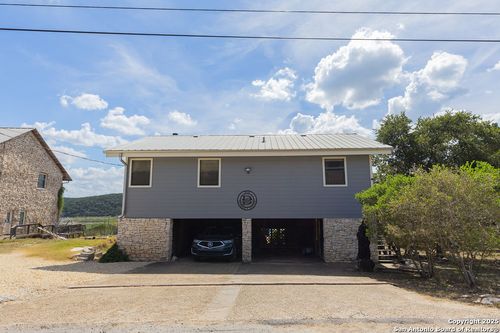 309 &amp; 314 Sunset, Lakehills, TX, 78063 | Card Image