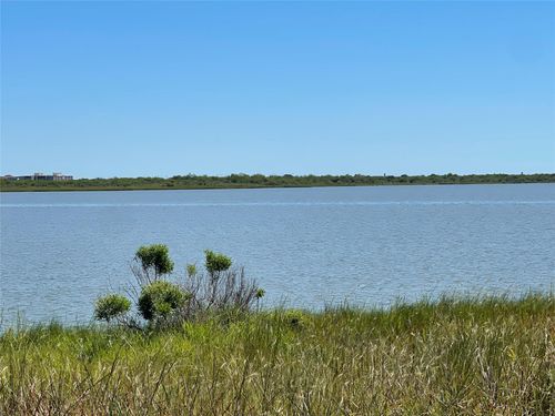 397 Bay Dr, Palacios, TX, 77465-2101 | Card Image