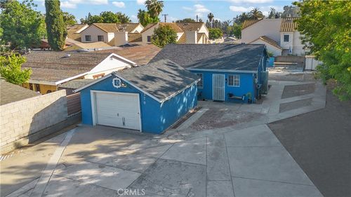 370 W Artesia, Pomona, CA, 91768 | Card Image