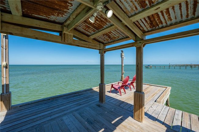 646 Copano Ridge Rd, House other with 5 bedrooms, 3 bathrooms and 5 parking in Rockport TX | Image 9