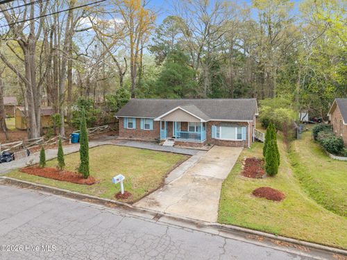 1513 N Respess St, Washington, NC, 27889-3348 | Card Image