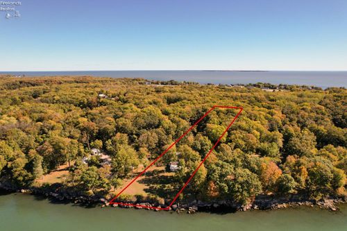 1741 Put In Bay Rd, Put-in-Bay, OH, 43456-6803 | Card Image