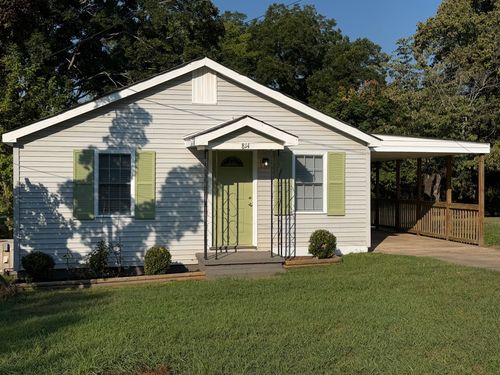 814 S High St, Winchester, TN, 37398-2120 | Card Image