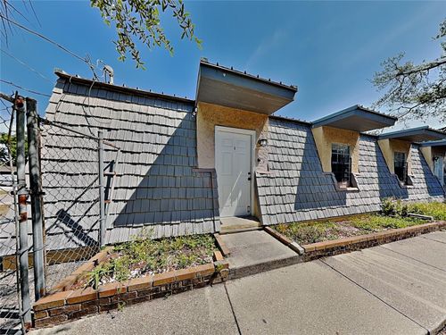 a-9213 N 13th St, TAMPA, FL, 33612-8593 | Card Image