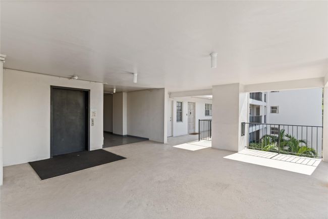 APT-403 - 3000 N Palm Aire Dr, Condo with 2 bedrooms, 2 bathrooms and null parking in Pompano Beach FL | Image 7