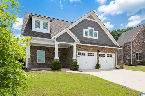 1352 Woodridge Pl, GARDENDALE, AL, 35071-1139 | Card Image