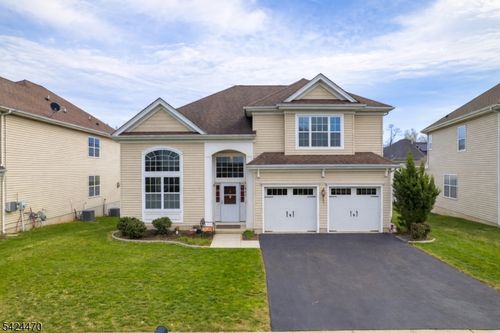 50 Dahlia Ct, Piscataway, NJ, 08854-6672 | Card Image