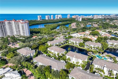 apt-305-7725 Pebble Creek Cir, NAPLES, FL, 34108-6566 | Card Image
