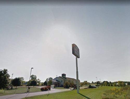 1515 Planeview Dr, OSHKOSH, WI, 54904-9101 | Card Image