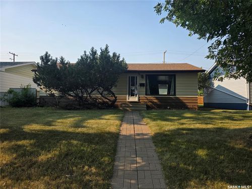 262 Duncan Road, Estevan, SK, S4A0A4 | Card Image