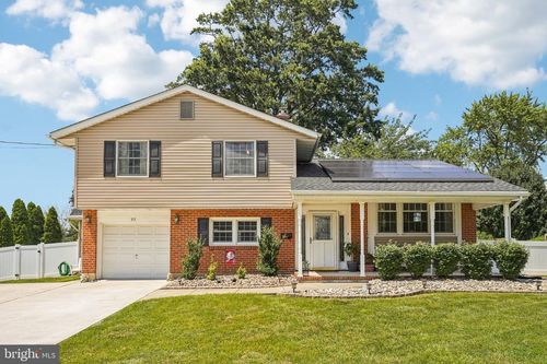 37 Spinning Wheel Ln, MARLTON, NJ, 08053-1142 | Card Image