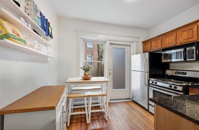 APT-1 - 221 Shurtleff St, Condo with 2 bedrooms, 1 bathrooms and null parking in Chelsea MA | Image 7