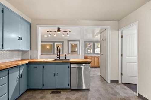 410 High St, Pomeroy, WA, 99347-9704 | Card Image