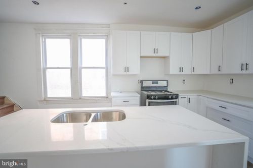 4305 Garrison Blvd, BALTIMORE, MD, 21215-5622 | Card Image