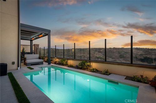 208 Canterbury, Irvine, CA, 92618-3537 | Card Image