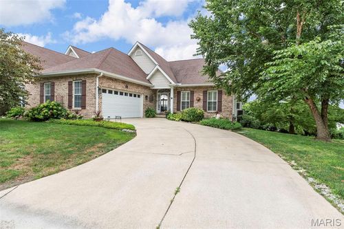 145 Brickyard Dr, Golden Eagle, IL, 62036-2013 | Card Image