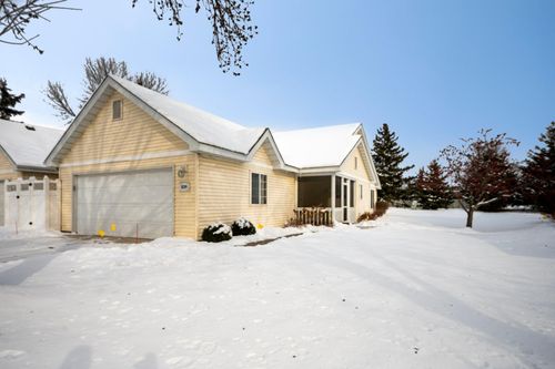 18209 Kent St Nw, Elk River, MN, 55330-5612 | Card Image