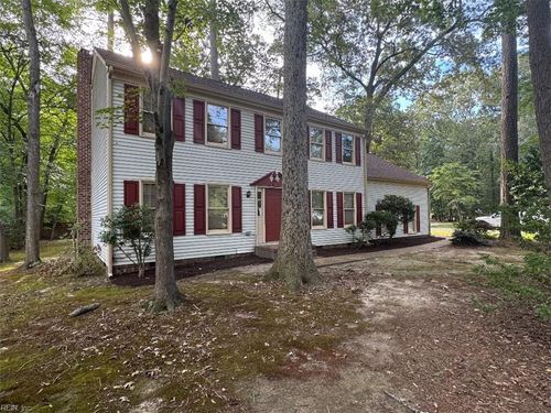 400 Fielding Lewis Dr, Yorktown, VA, 23692-2815 | Card Image