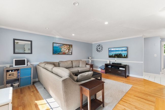 APT-3 - 112 Cocasset St, Condo with 2 bedrooms, 3 bathrooms and 2 parking in Foxboro MA | Image 4