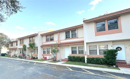18-9120 Nw 40th St, Coral Springs, FL, 33065-2943 | Card Image