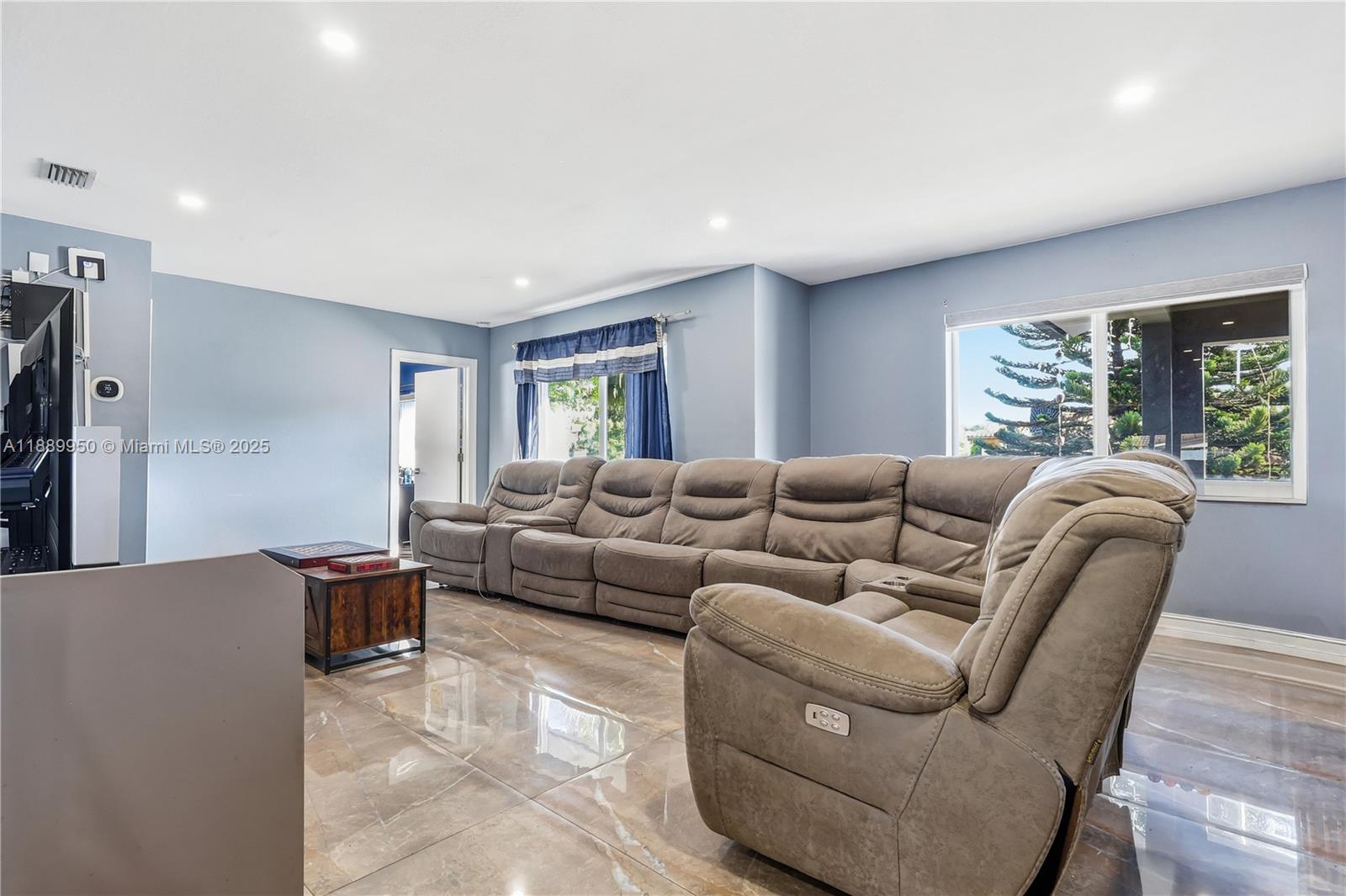 Residential in Doral 4