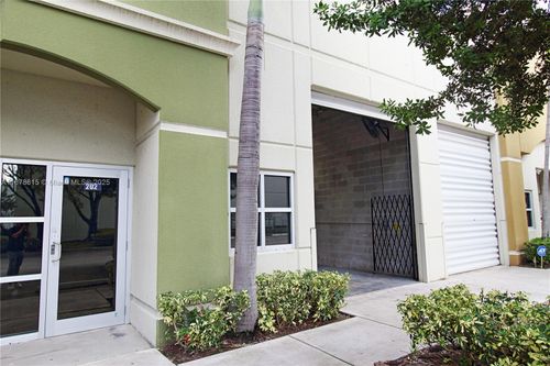 ste-202-1845 112th Ave, Sweetwater, FL, 33172-1840 | Card Image