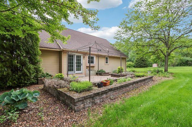 N61W14730 Woodcrest Ct, House other with 3 bedrooms, 3 bathrooms and 2 parking in Menomonee Falls WI | Image 52