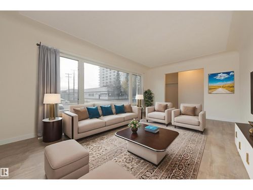 13236 115 Ave Nw, Edmonton, AB, T5M3A6 | Card Image
