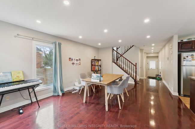 111 Tacom Cir, House attached with 3 bedrooms, 3 bathrooms and 1 parking in Nepean ON | Image 8