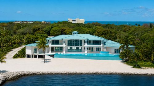 88845 Old Hwy, Tavernier, FL, 33070-2038 | Card Image