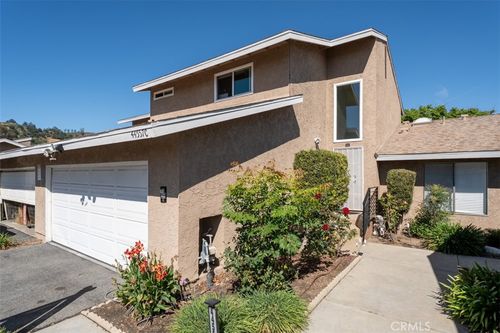 44557 La Paz Rd, Temecula, CA, 92592-2559 | Card Image