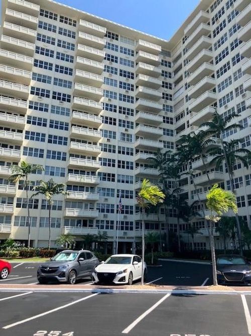 apt-321-3200 Ne 36th St, Fort Lauderdale, FL, 33308-6742 | Card Image