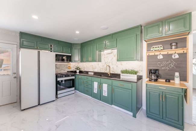 14826 Central Park Ave, House other with 3 bedrooms, 2 bathrooms and 1 parking in Midlothian IL | Image 11