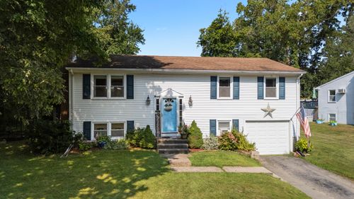 155 Fawn Hill Dr, Westbrook, CT, 06498-1962 | Card Image