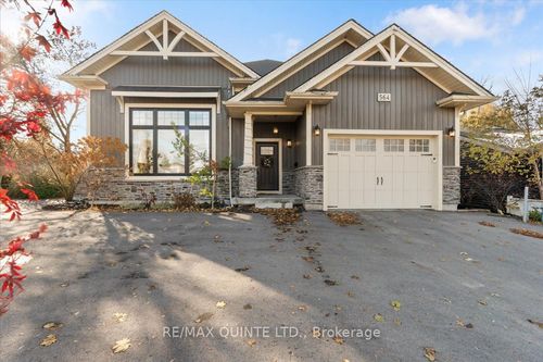 564 Sidney St, Belleville, ON, K8P4A2 | Card Image