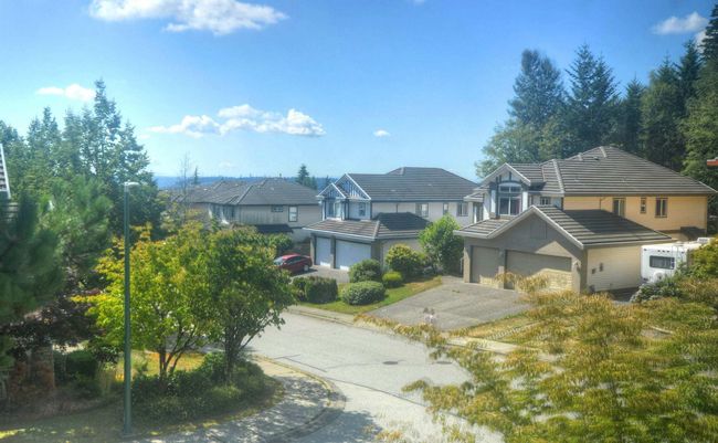 1709 Sugarpine Court, House other with 4 bedrooms, 2 bathrooms and 4 parking in Coquitlam BC | Image 6