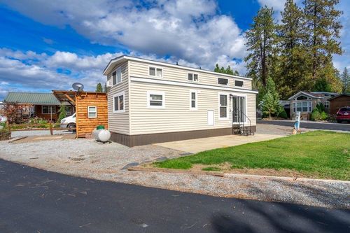 16 Songbird Ln, Usk, WA, 99180-5126 | Card Image