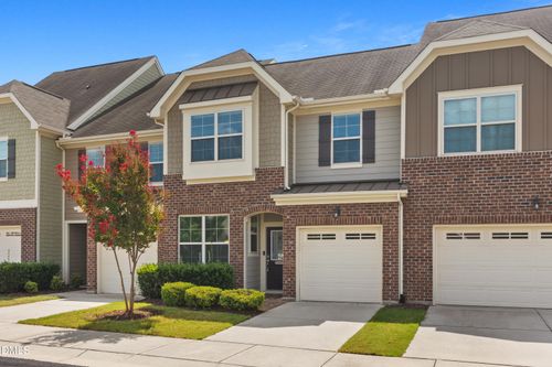 9333 Falkwood Rd, Raleigh, NC, 27617-8225 | Card Image